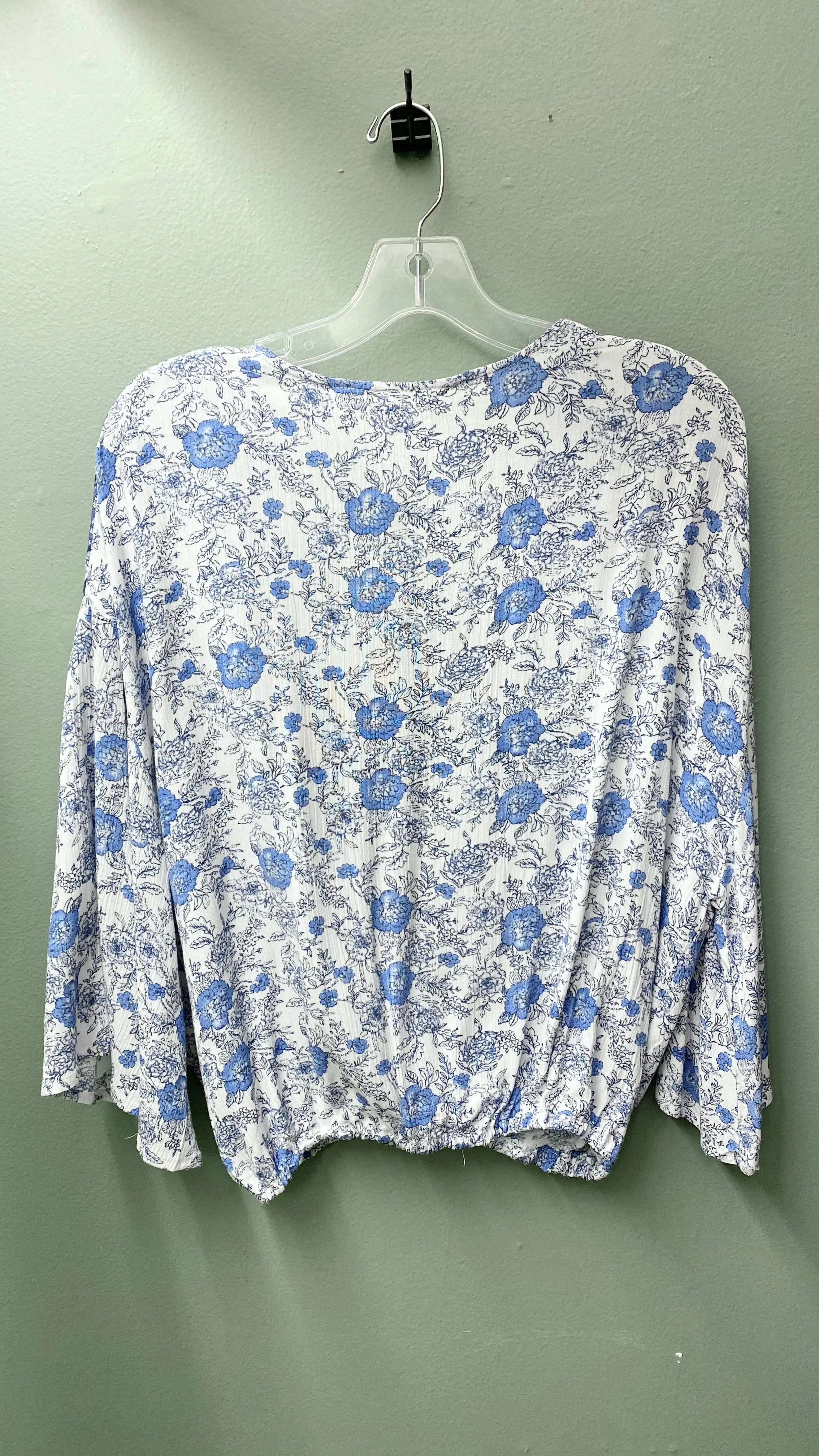 * Clearance - S - Charlie B Bell Sleeve Paisley