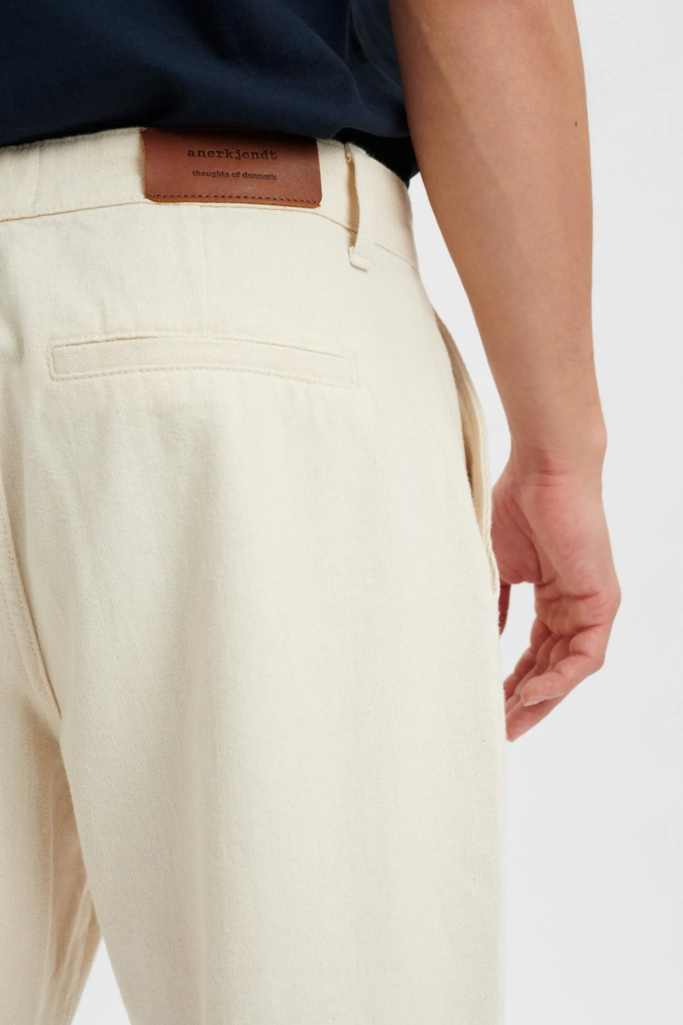 AKJULIUS DENIM CHINO - Tofu