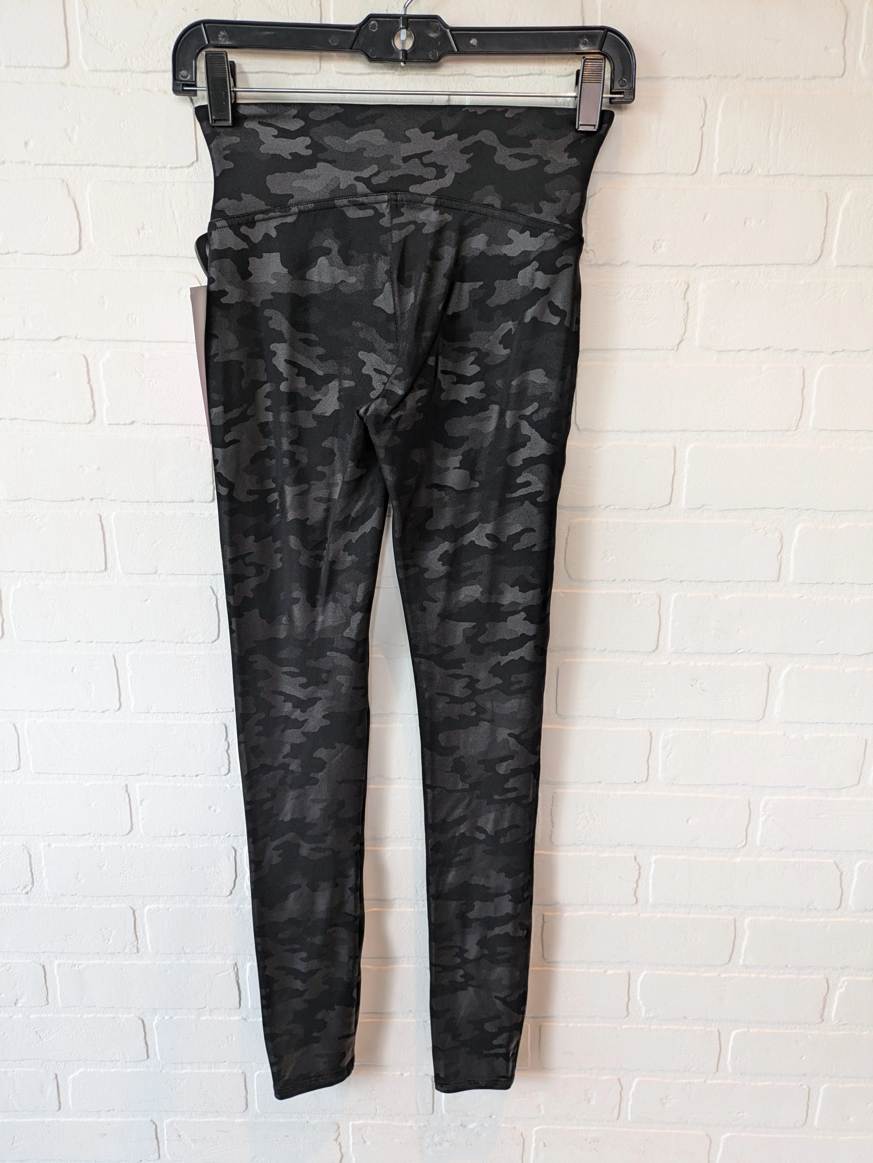 Athletic Leggings By Spanx In Black, Size: 4