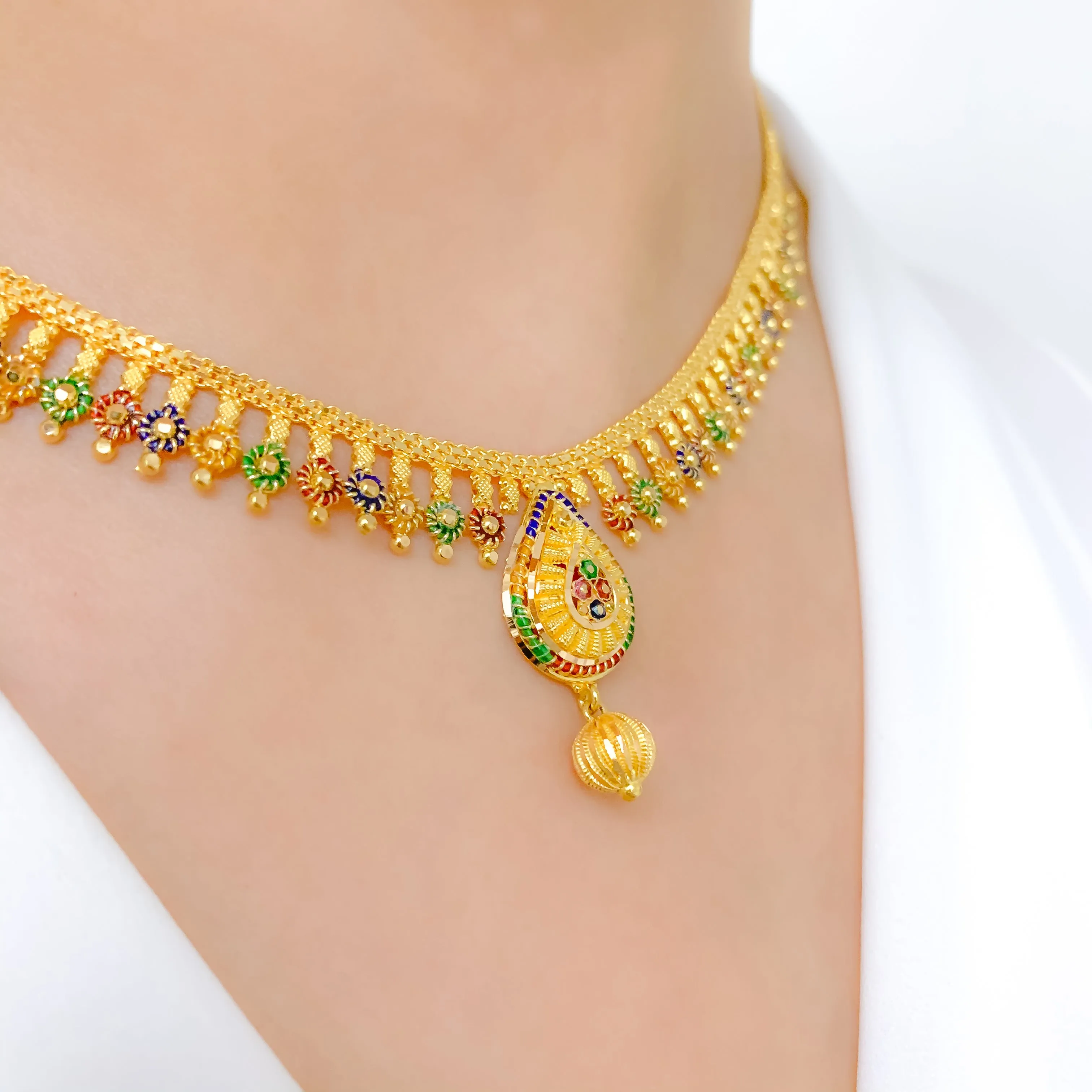Awesome Color Swirls Necklace Set