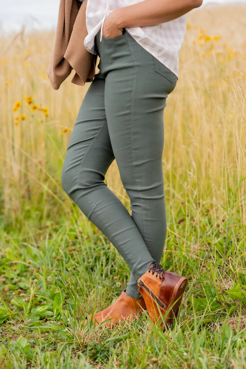 Betsey's Classy Jeggings