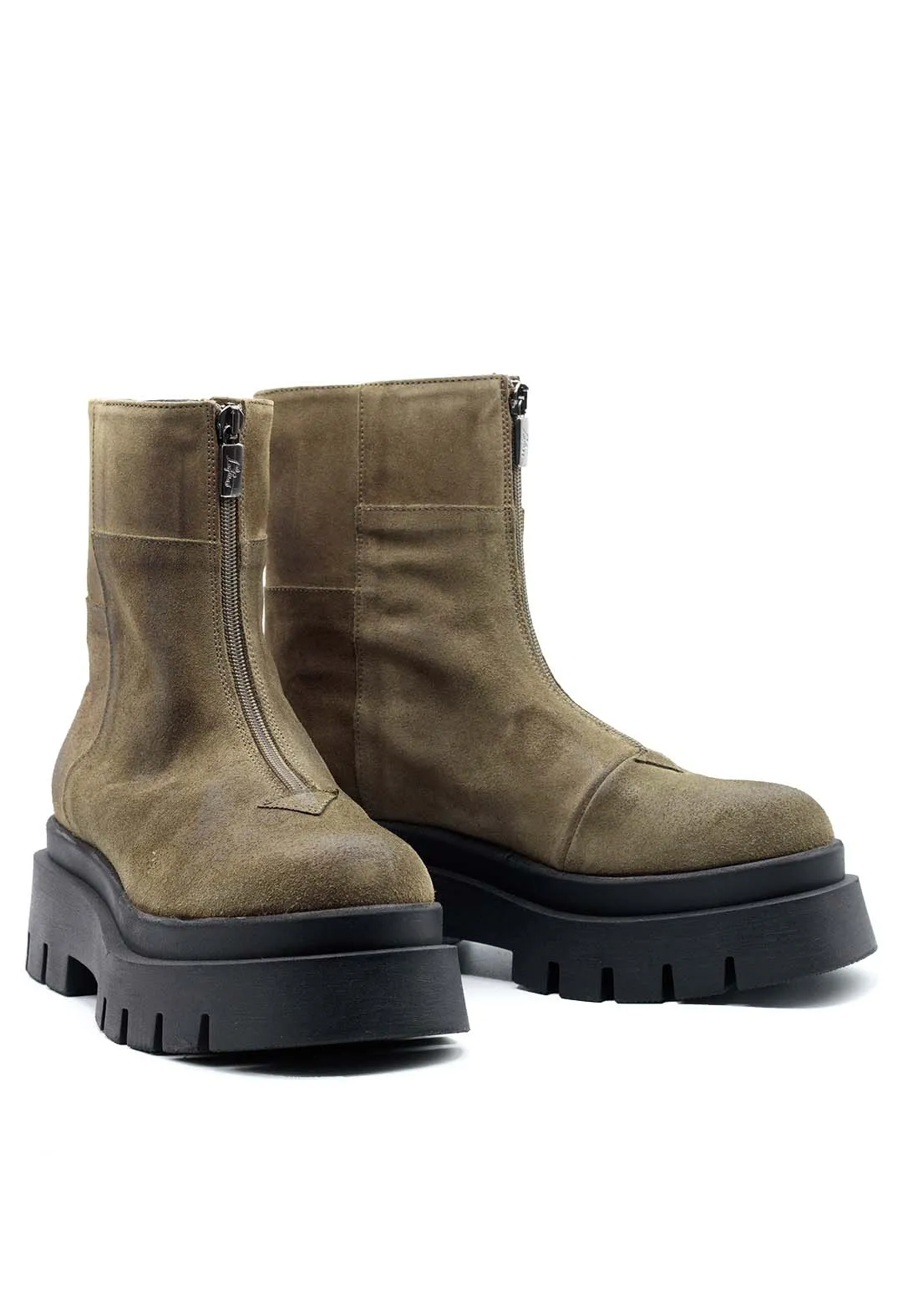 Boots With Front Zip in London Forest