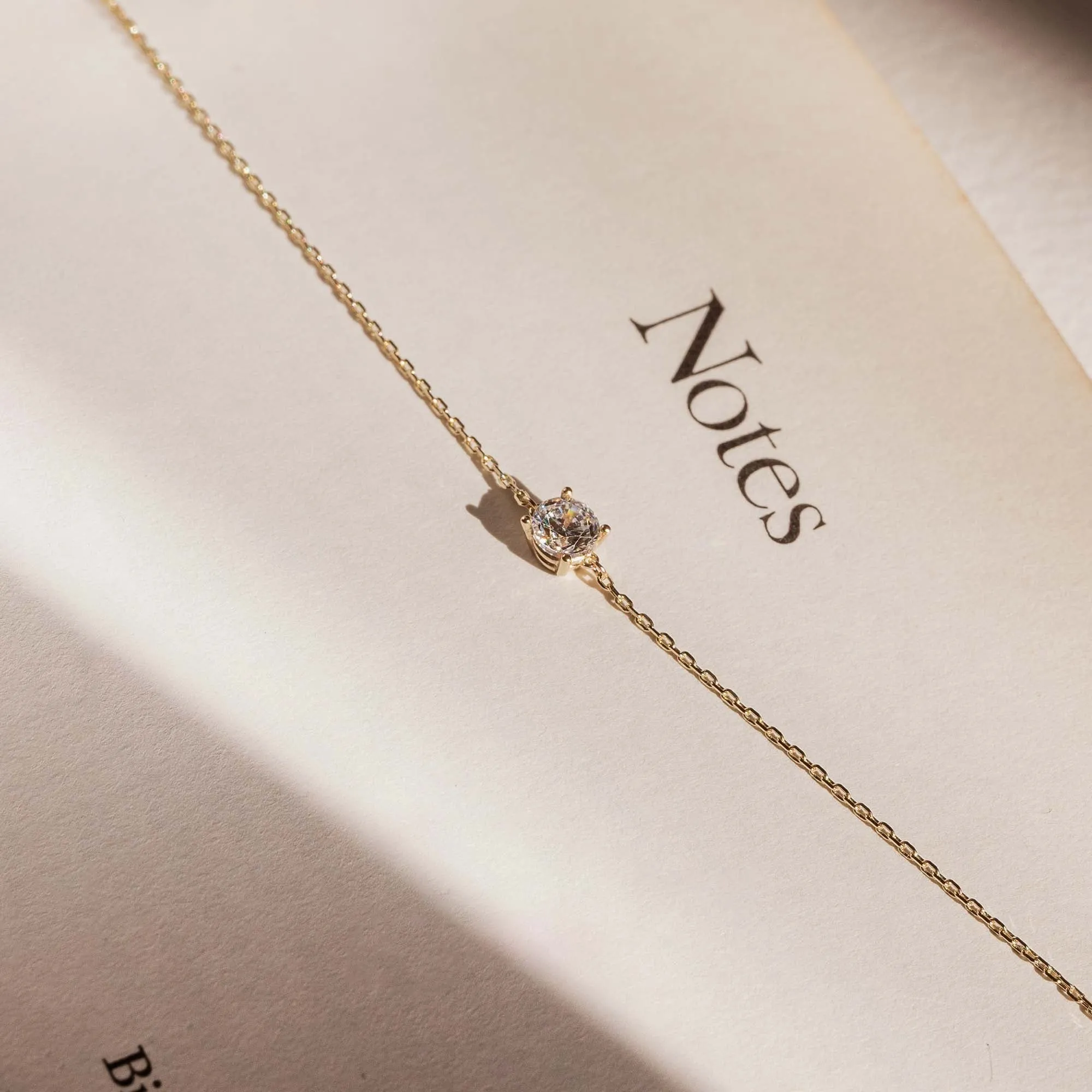 Cadeau d'Isabel 14 karat gold necklace and bracelet gift set