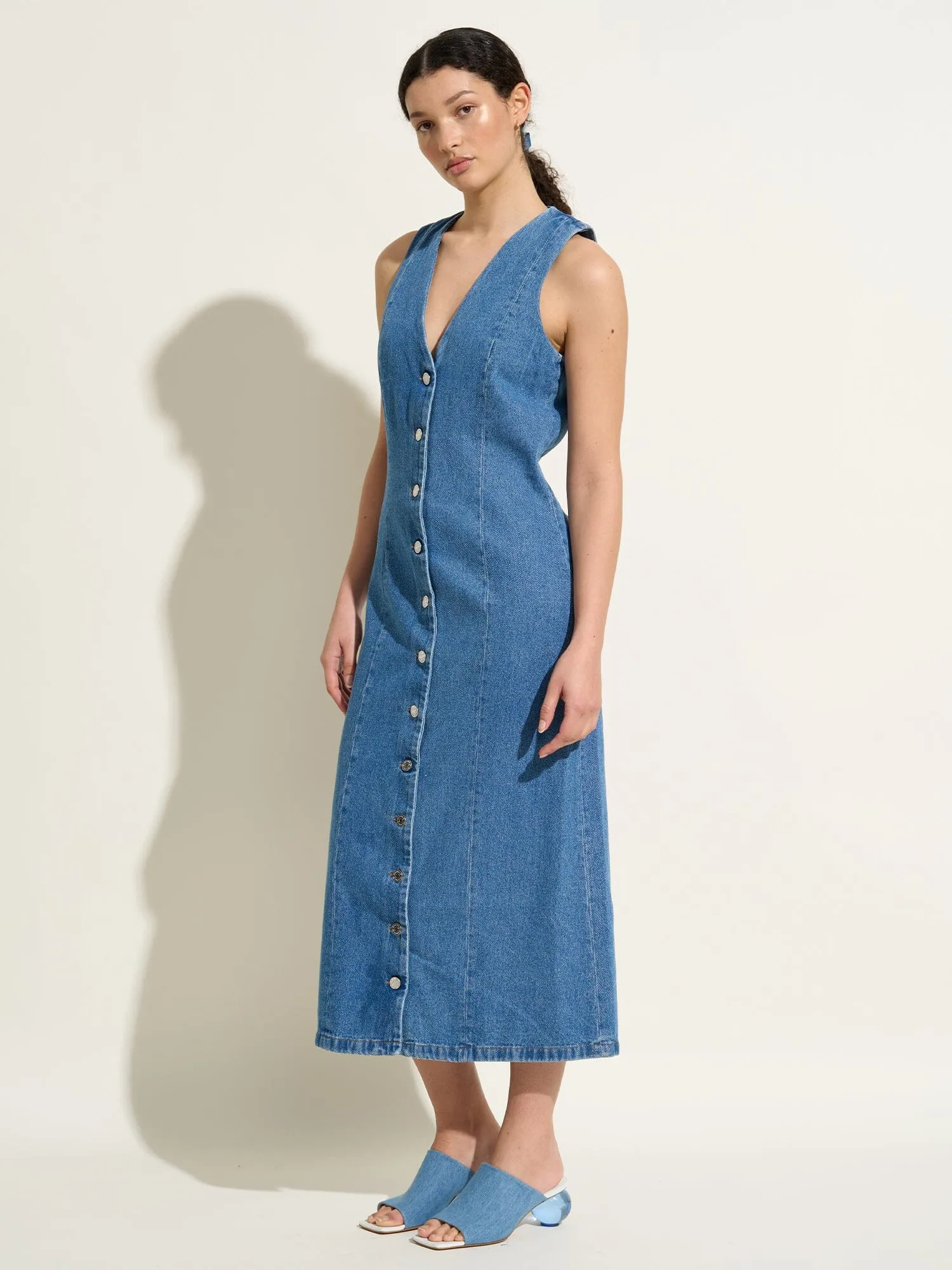 CALVINIA - Robe longue chasuble boutonnée en denim délavé Oeko-Tex Bleu