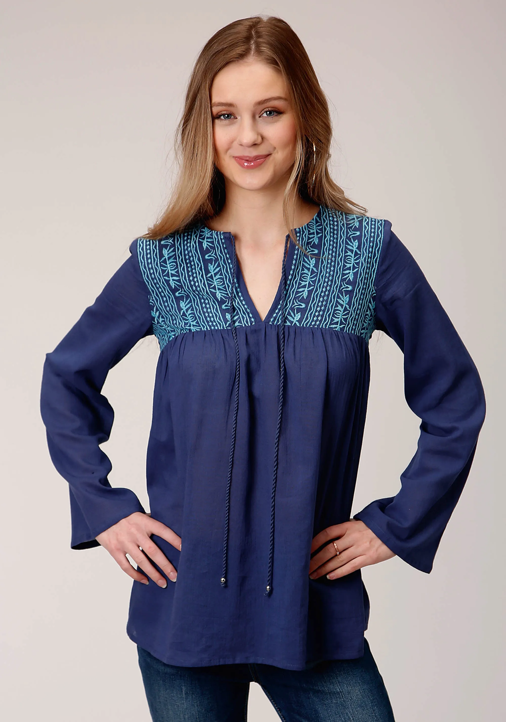 EMBROIDERY/APPLIQUE/NOVELTY FABRIC