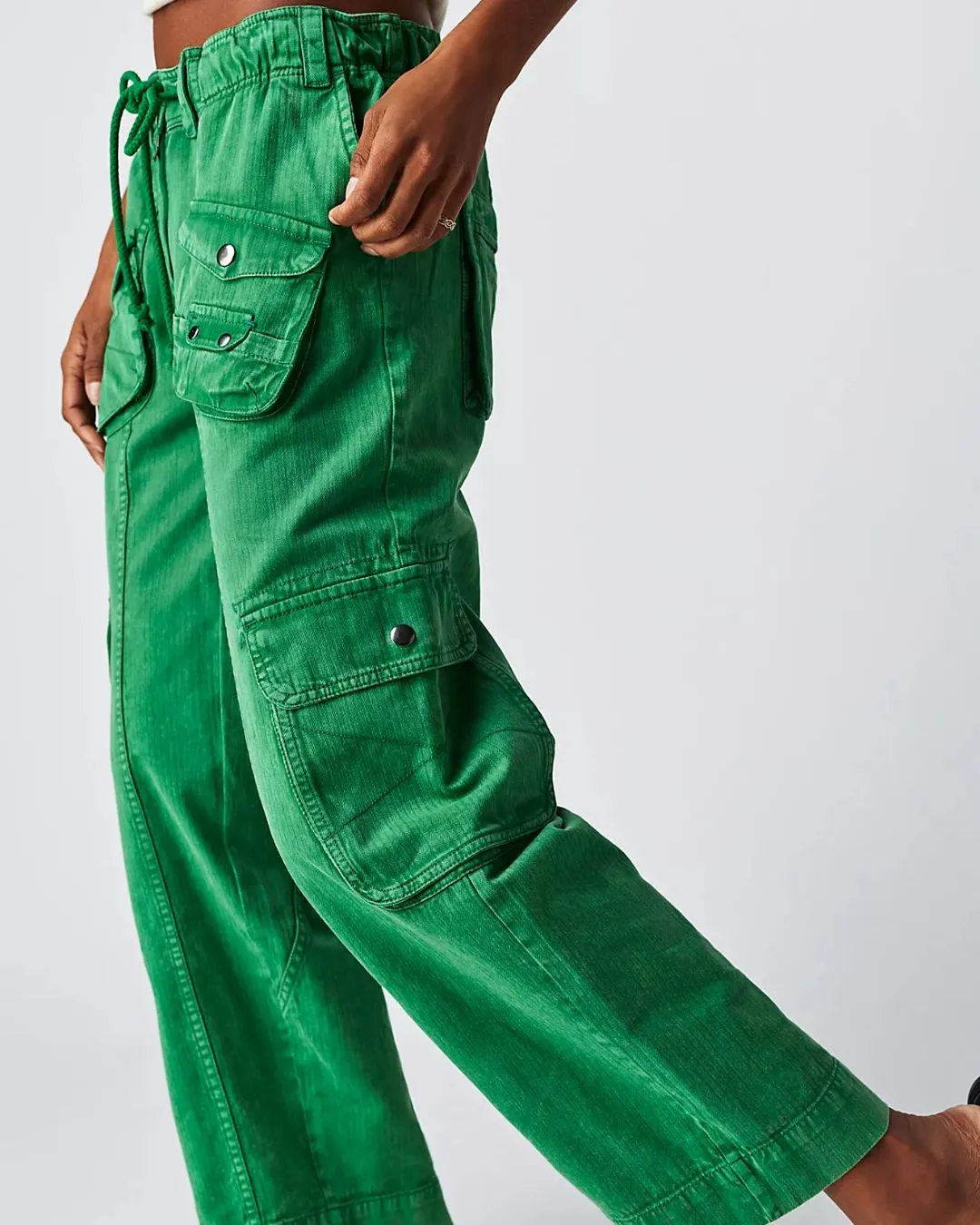FLAP-POCKET CARGO