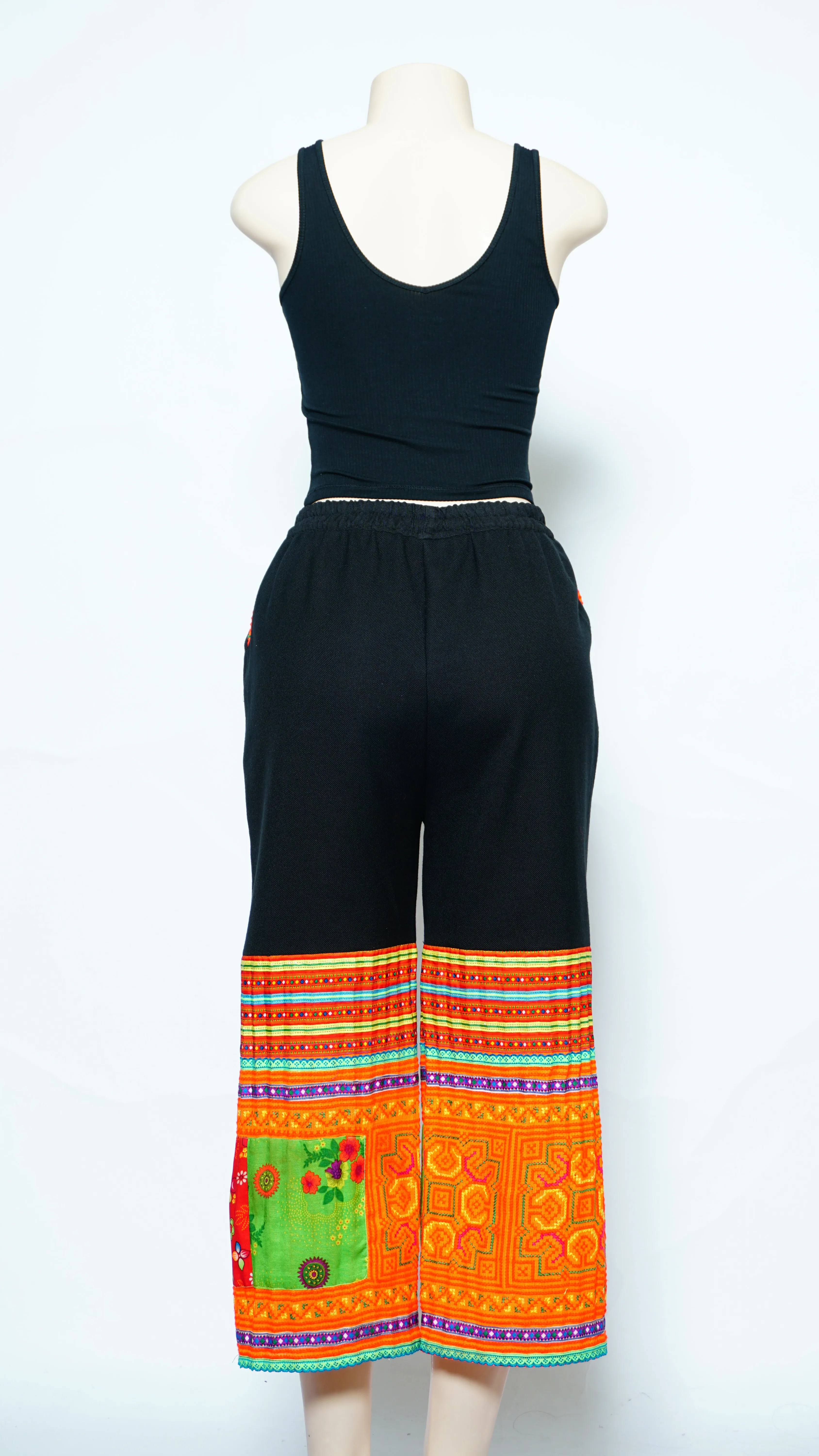 Hill Tribe Crop Pants (Large 28-34")
