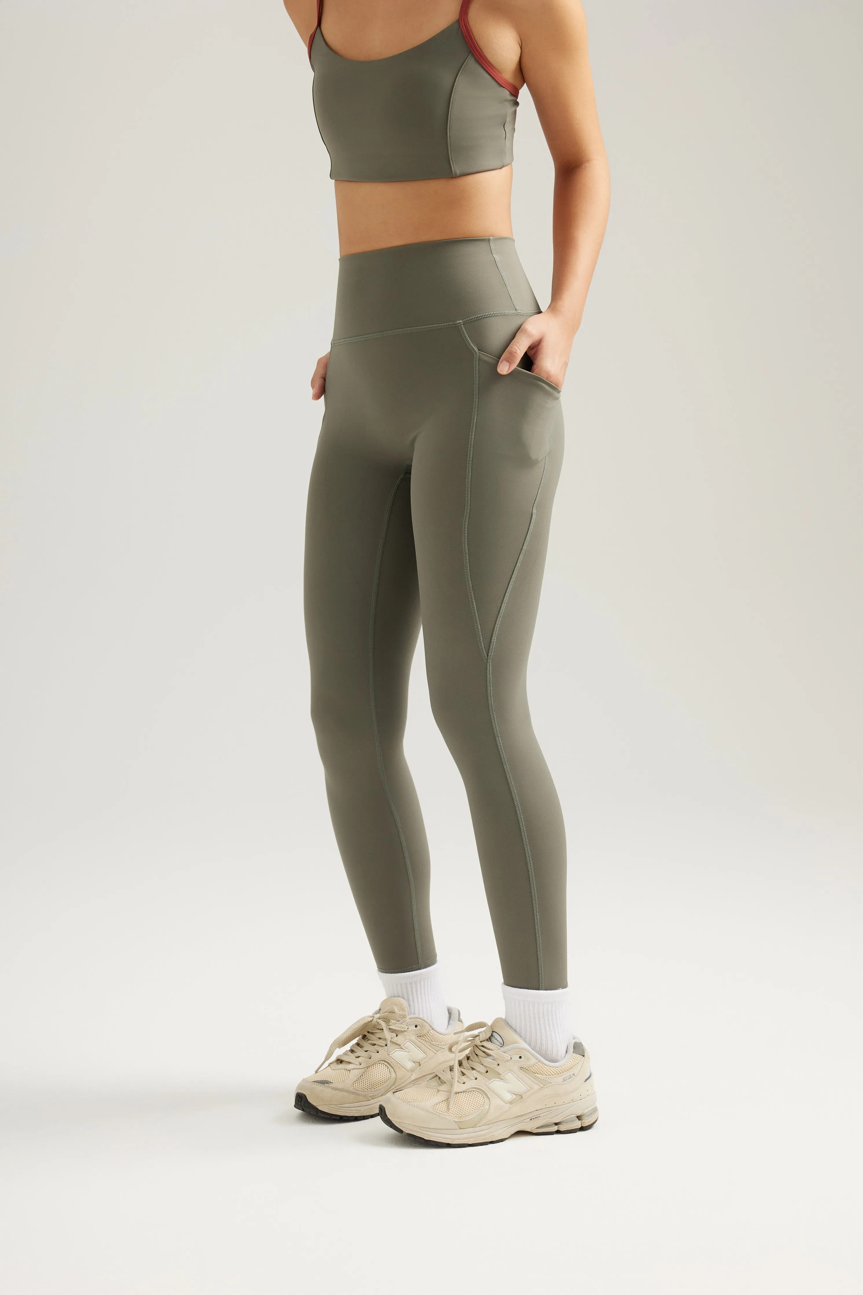 Pocket Leggings (Full 24") in Pickle