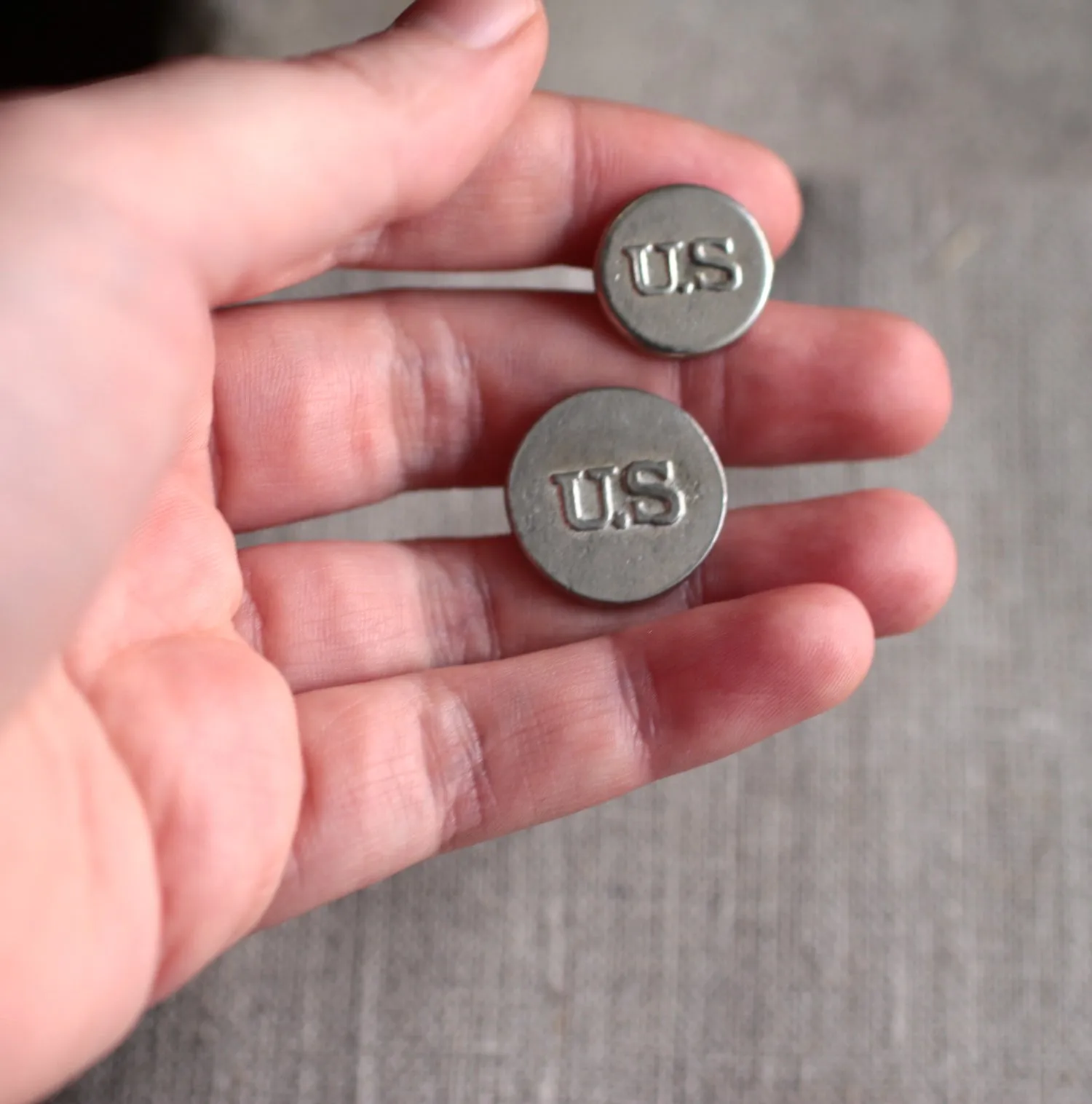 US General Service Button