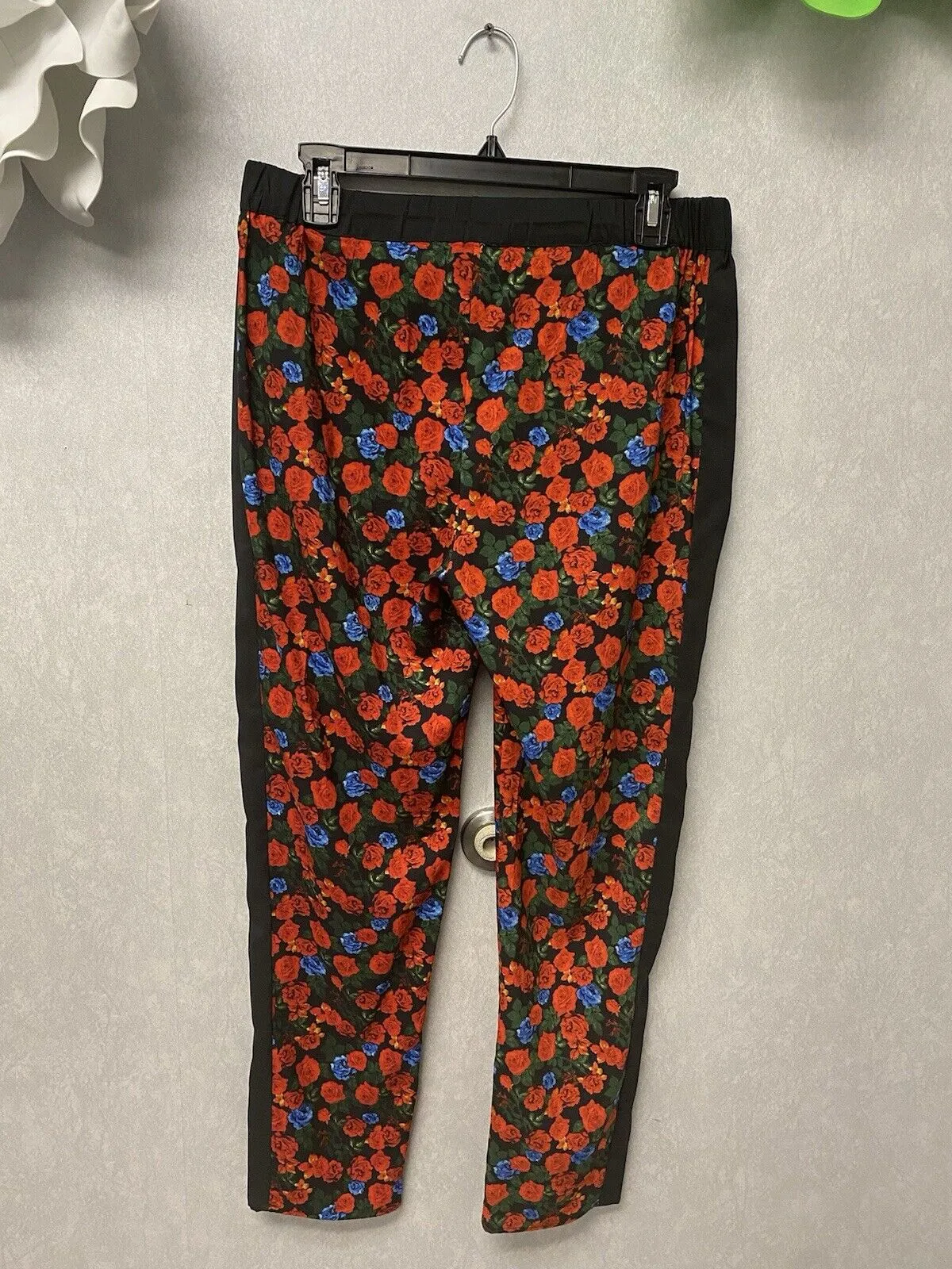 Vince Camuto Flowy Casual Floral Pants, Black Red, Size S Pocketed