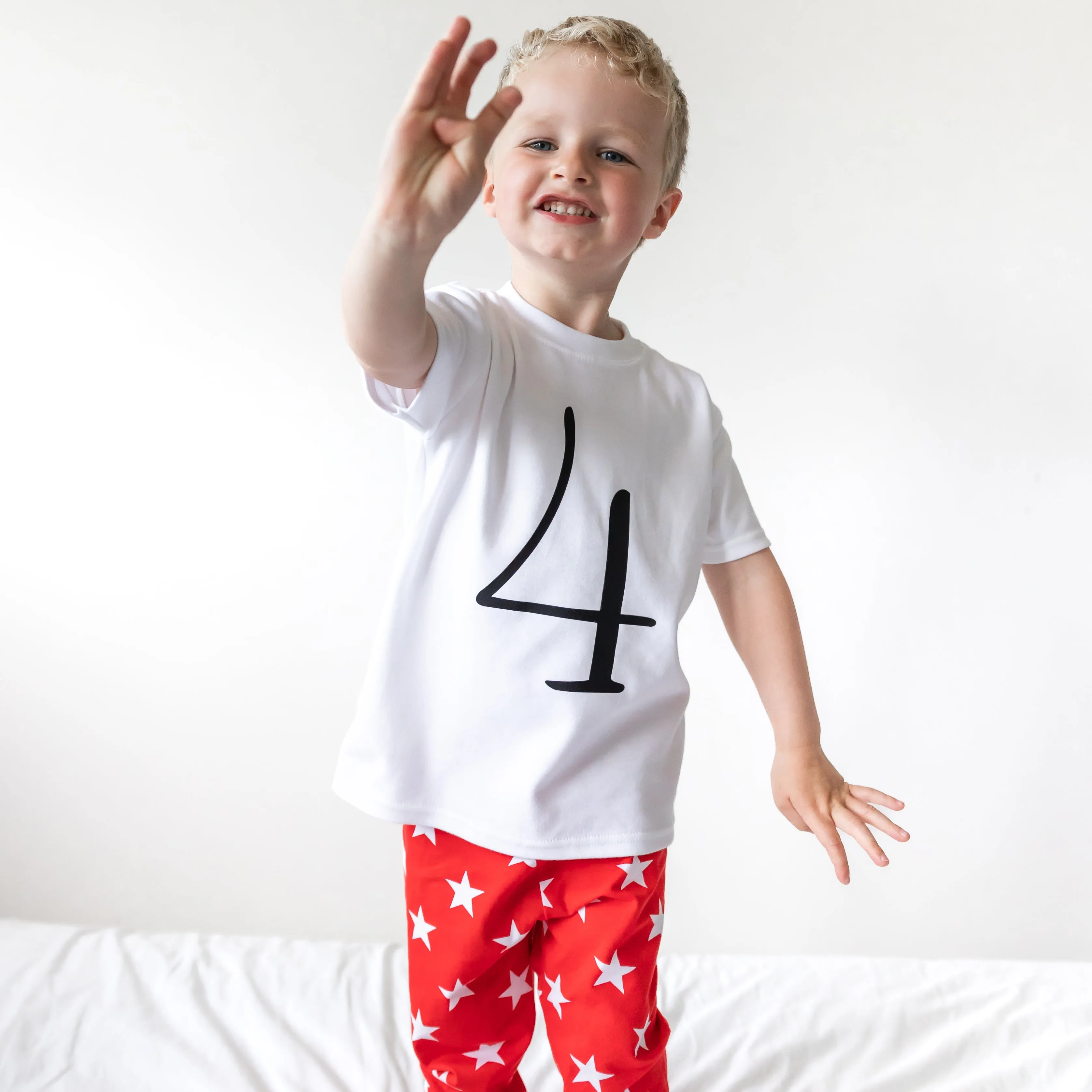 White Birthday Number 4 top